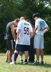 team2huddle2.jpg